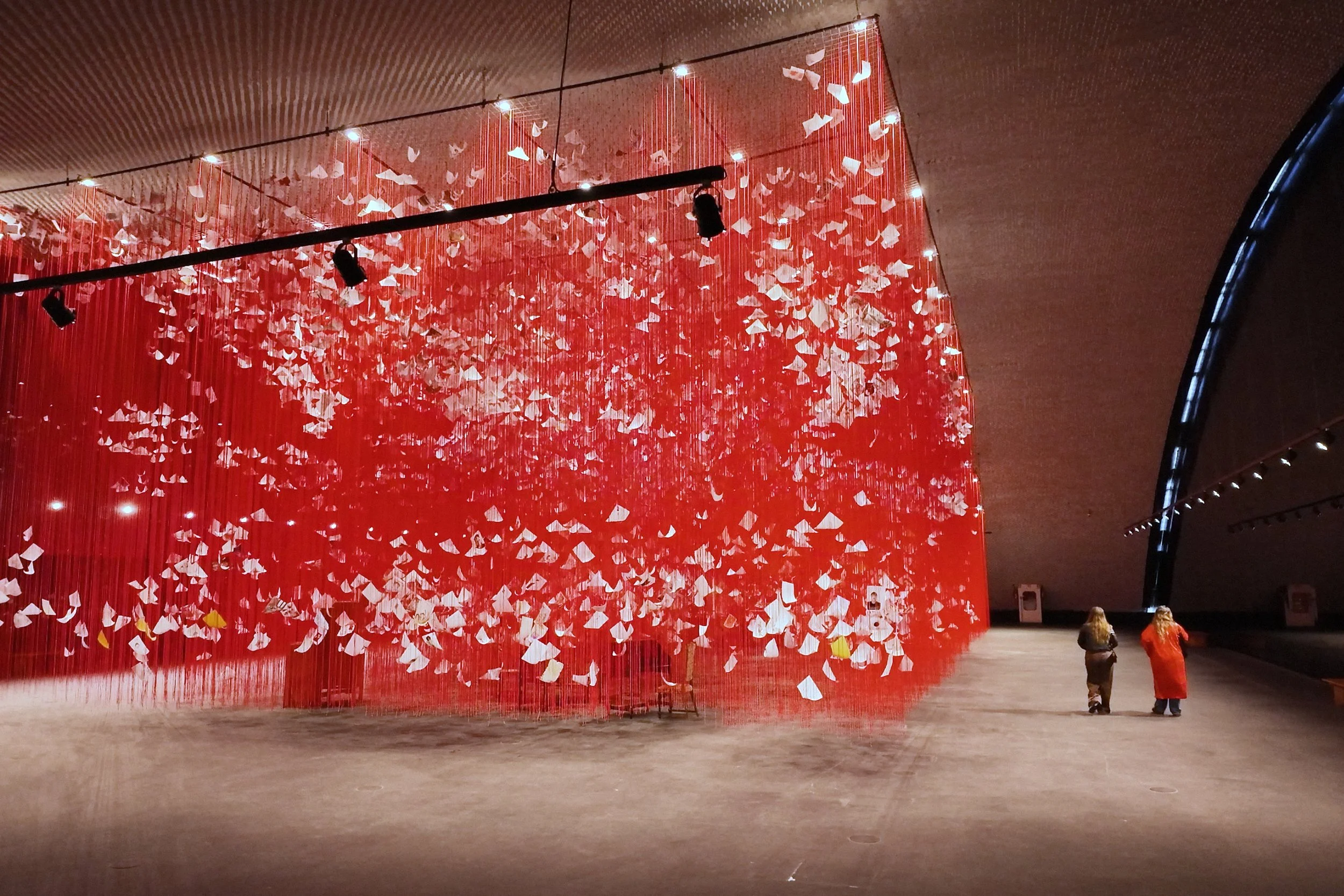 CHIHARU SHIOTA–塩田千春